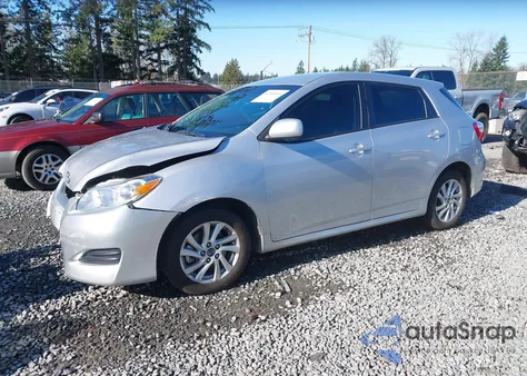 2009 Toyota Matrix S z USA, uszkodzony, nr VIN 2T1LE40E99C002883